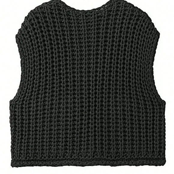 Black Casual Women's Loose Knit Vest With Double Pockets - Picture 2 of 5